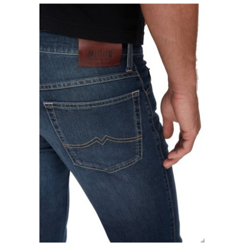 Mustang jeans tramper slim clearance fit medium rise straight leg