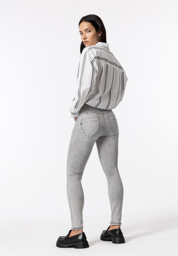 Tiffosi One Size Double-up Skinny High Waist Jeans - Image 3