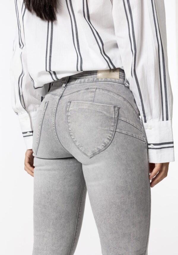 Tiffosi One Size Double-up Skinny High Waist Jeans - Image 5