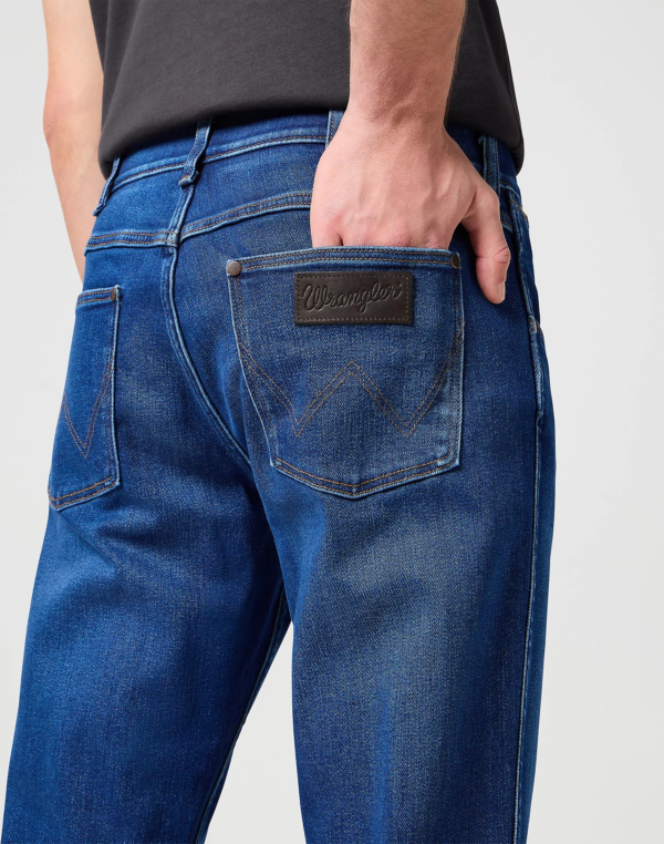 Wrangler Greensboro Regular Straight - Olympia - Image 2