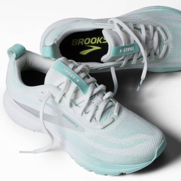 Brooks Trace 4 - Bright White/Limpet/Oyster - Image 2
