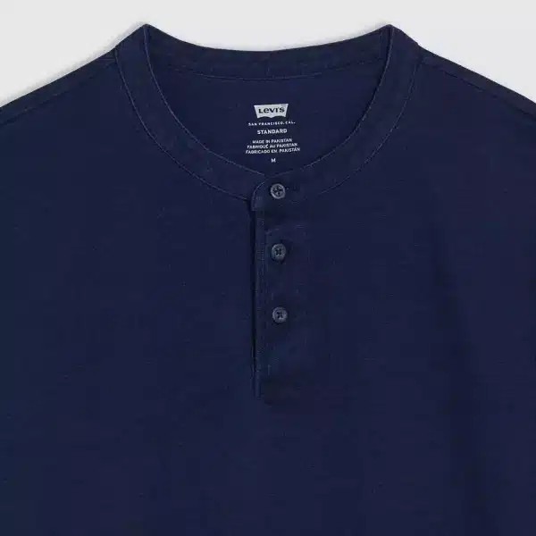 Levi’s Short Sleeve Housemark Henley - True Indigo - Image 4